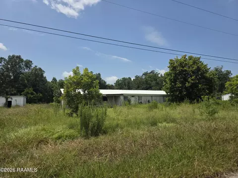 1008 Timmy Ln, Breaux Bridge, LA 70517