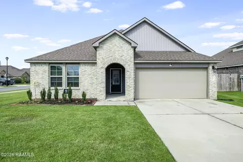 112 Evangeline Dr, Maurice, LA 70555