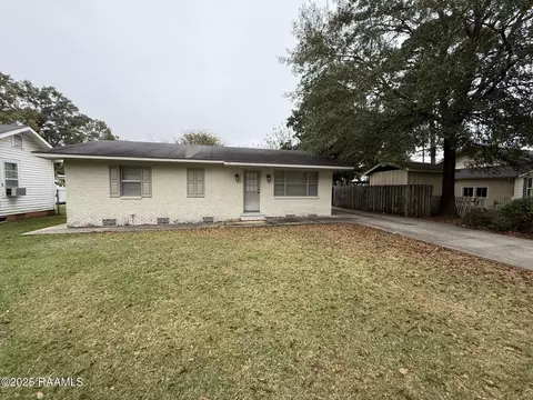 705 E Washington St, Ville Platte, LA 70586