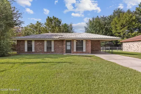217 Auburn Dr, Carencro, LA 70520