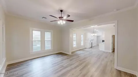 Entry Way - 717 E 7th St, Crowley, LA 70526 photo 1 of 6