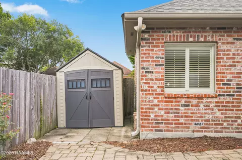 Exterior - 202 Doyle Dr, Lafayette, LA 70508 photo 8 of 9