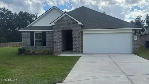119 Lake Oak Dr, Lafayette, LA 70507