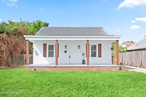 121 W Lawrence St, New Iberia, LA 70563
