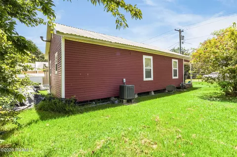 Exterior - 309 E St, Rayne, LA 70578 photo 1 of 1