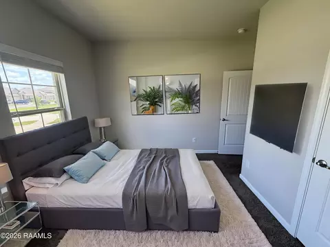 Bedroom - 127 Nova Lake Dr, Duson, LA 70529 photo 3 of 11