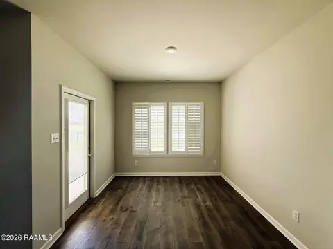 Living - 127 Nova Lake Dr, Duson, LA 70529 photo 4 of 5