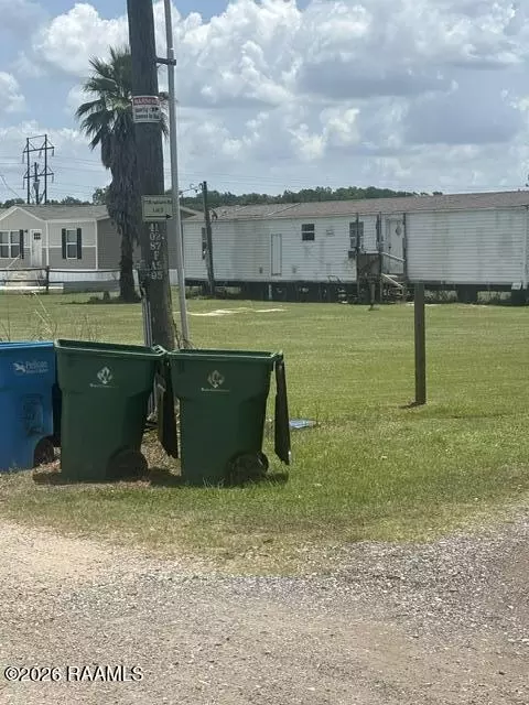 1130 Nassans Rd # A, Saint Martinville, LA 70582
