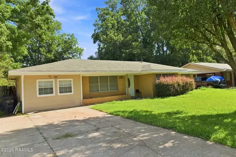 826 Cardinal St, Shreveport, LA 71105