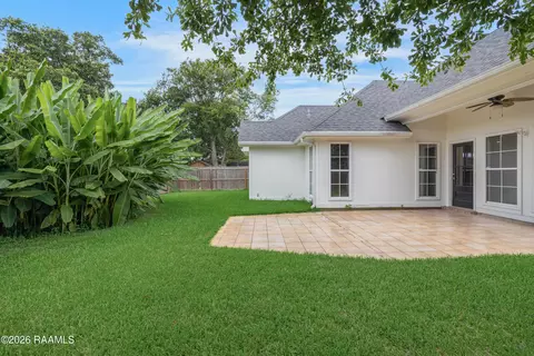 Exterior - 514 Pear Tree Cir, Broussard, LA 70518 photo 4 of 5