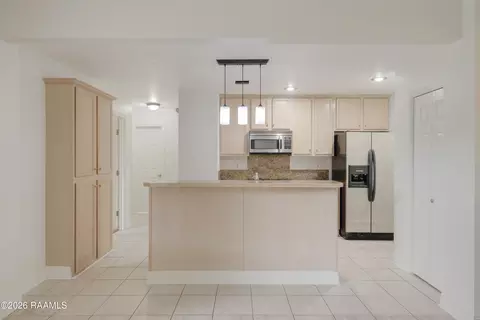 Kitchen - 514 Pear Tree Cir, Broussard, LA 70518 photo 1 of 3