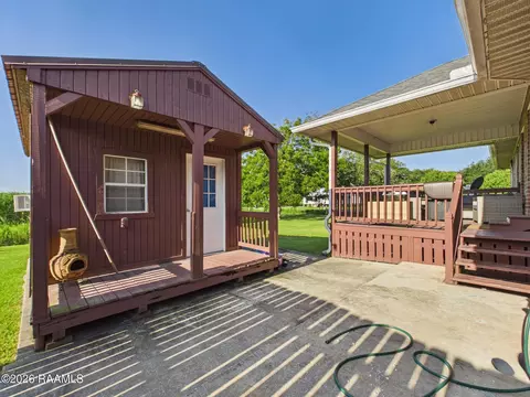 Exterior - 3429 Bethany Rd, Erath, LA 70533 photo 3 of 4