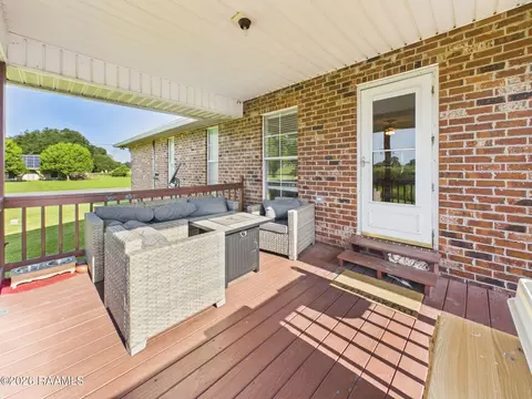 Exterior - 3429 Bethany Rd, Erath, LA 70533 photo 2 of 4