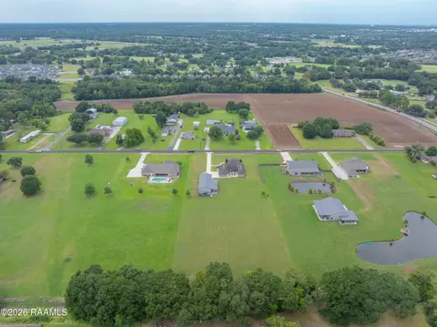View/Area - 125 Edith Rd, Lafayette, LA 70508 photo 4 of 6