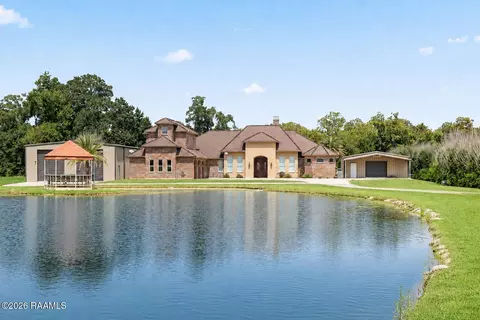 7603 Sugar Oaks Rd, New Iberia, LA 70563