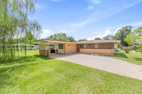 301 Kathryn St, New Iberia, LA 70560
