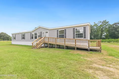 116 Peckon Dr, Breaux Bridge, LA 70517