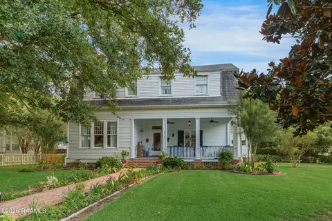 815 E Main St, New Iberia, LA 70560