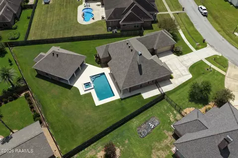 View/Area - 127 Fair Grounds Dr, Lafayette, LA 70503 photo 1 of 2
