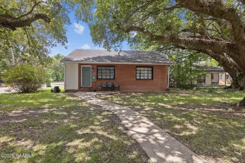 612 Hacker St, New Iberia, LA 70560
