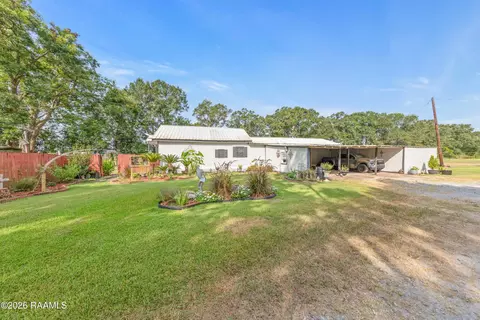 106 Coteau Rd, New Iberia, LA 70560