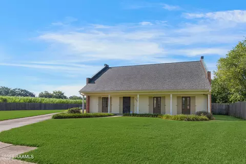 2009 Windmill Cir, New Iberia, LA 70563