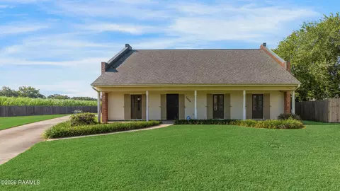 2009 Windmill Cir, New Iberia, LA 70563