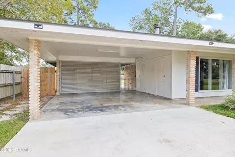 Exterior - 603 Dutton Dr, Lafayette, LA 70503 photo 5 of 5
