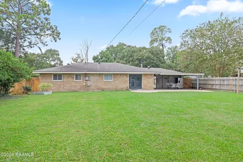 Exterior - 603 Dutton Dr, Lafayette, LA 70503 photo 4 of 5