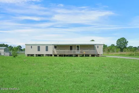 177 Lynn Robin Rd, Arnaudville, LA 70512