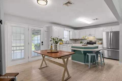 Kitchen - 205 Michael Dr, Scott, LA 70583 photo 1 of 3
