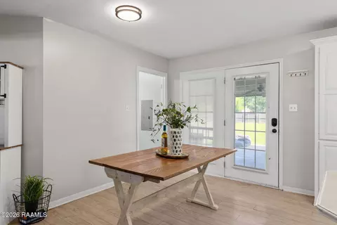 Entry Way - 205 Michael Dr, Scott, LA 70583 photo 2 of 3