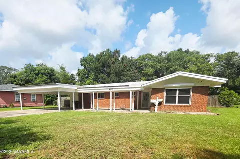 807 Victory Dr, New Iberia, LA 70563