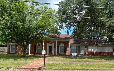 1519 Jasmine Dr, Opelousas, LA 70570