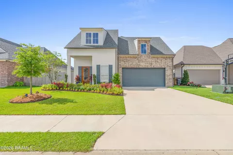307 Queenstown Ave, Youngsville, LA 70592
