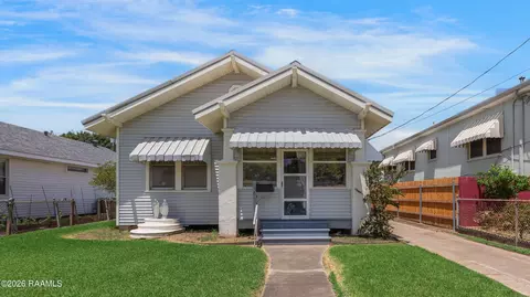 476 Pacific St, Berwick, LA 70342