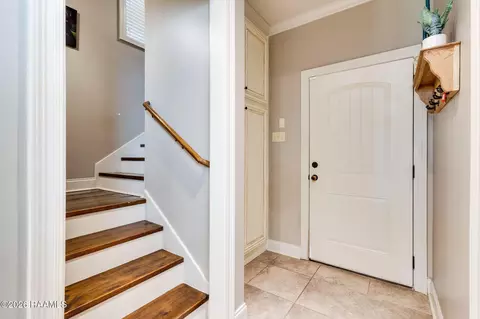 Entry Way - 608 Birchview Dr, Broussard, LA 70518 photo 2 of 2