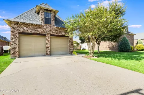 Exterior - 608 Birchview Dr, Broussard, LA 70518 photo 1 of 2