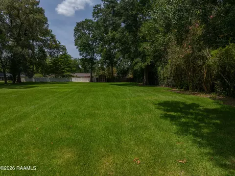 Exterior - 210 Virginia Ave, Lafayette, LA 70507 photo 4 of 4