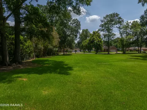 Exterior - 210 Virginia Ave, Lafayette, LA 70507 photo 2 of 4
