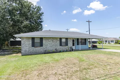 1704 N 3rd St, Gueydan, LA 70542