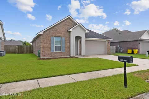 Exterior - 113 Marshfield Dr, Lafayette, LA 70507 photo 2 of 5