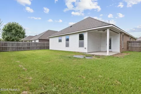 Exterior - 113 Marshfield Dr, Lafayette, LA 70507 photo 3 of 5
