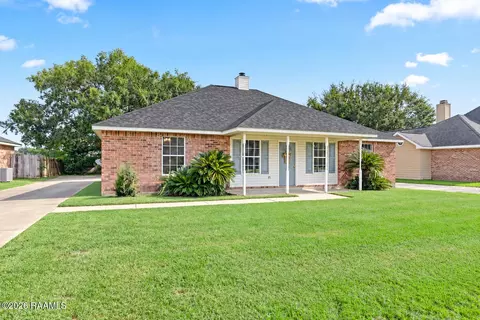 213 Sundown Dr, Broussard, LA 70518
