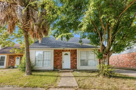 10841 Weiner Creek Dr, Baton Rouge, LA 70816