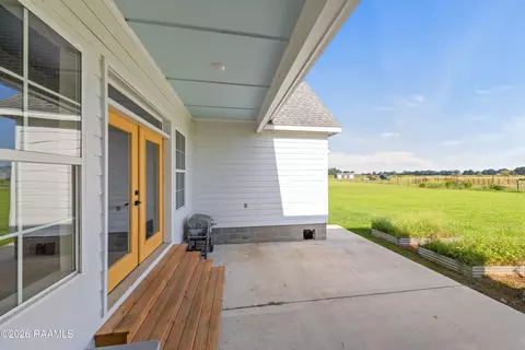 Exterior - 13234 Gladu Rd, Kaplan, LA 70548 photo 3 of 9