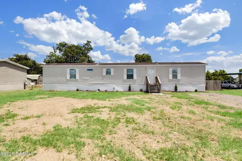1177 Lena Dr, Arnaudville, LA 70512