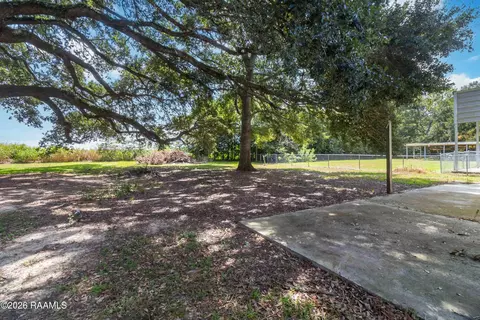 Exterior - 186 Sherry St, Eunice, LA 70535 photo 1 of 2
