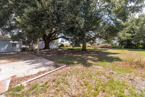 Exterior - 186 Sherry St, Eunice, LA 70535 photo 2 of 2