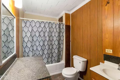 Bath - 186 Sherry St, Eunice, LA 70535 photo 1 of 1